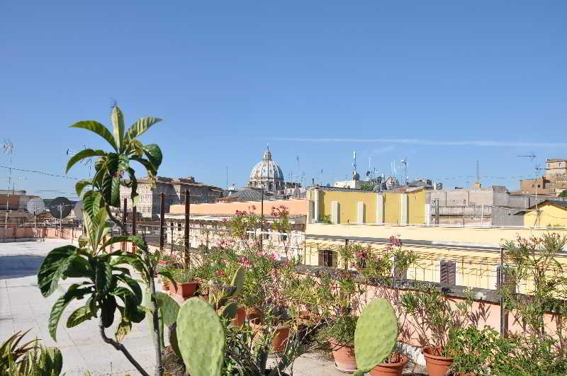 Le Suite Di Via Ottaviano - Suite In Rome B&B Dış mekan fotoğraf